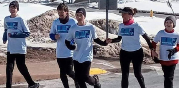 Dr. Janneke Gradstein and family running